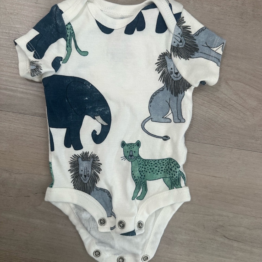 Newborn Bundle Set - Picture 7 of 8